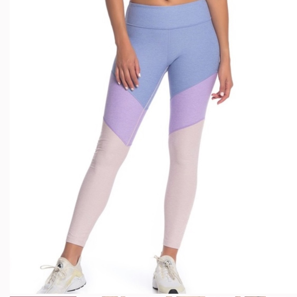 (NWT) Outdoor Voices 7/8 Spring Leggings
